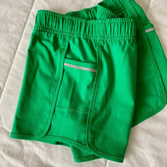 Primary Green Lightweight Short Running Shorts Size 8-9 - Picture 6 of 8